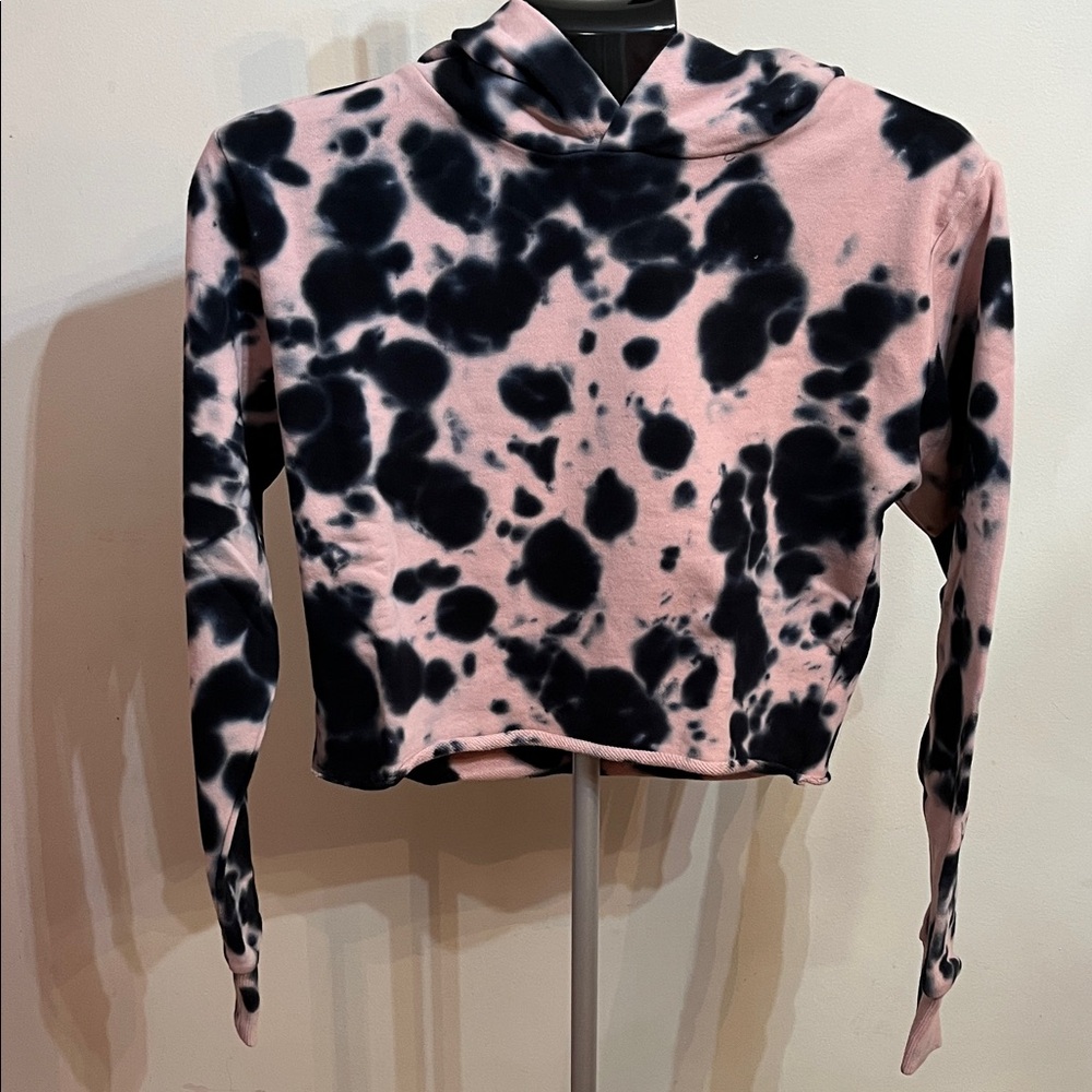 NWT Revolve’s 525 Pink and Black Tie-Dye Women's Cropped Hoodie
